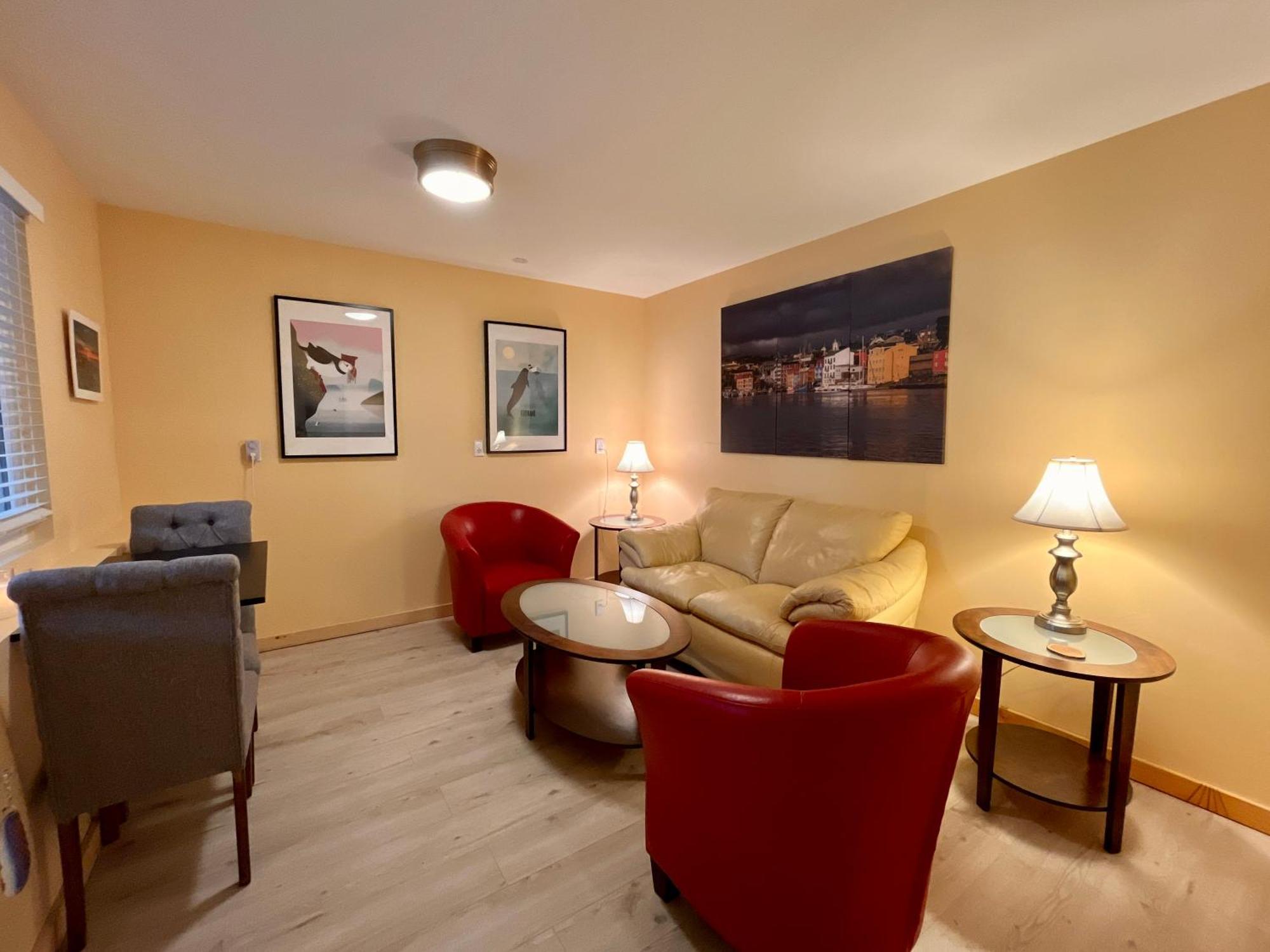 Frigon Suite -Waterfront Port Alice 외부 사진