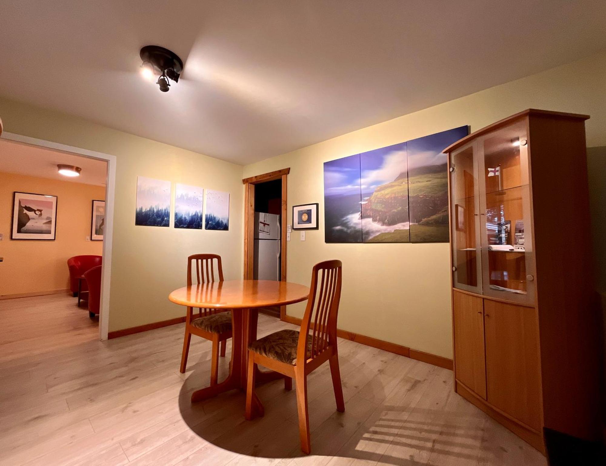 Frigon Suite -Waterfront Port Alice 외부 사진